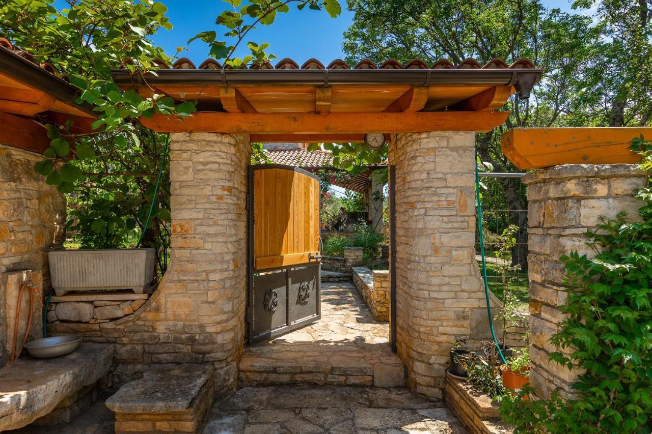Eufemia Villa